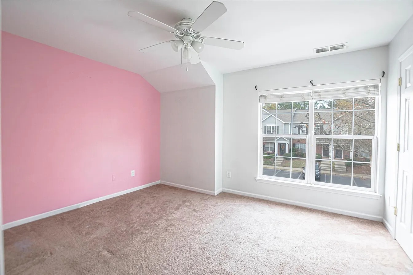 Guest Bedroom - 2856 Summergrove Ct