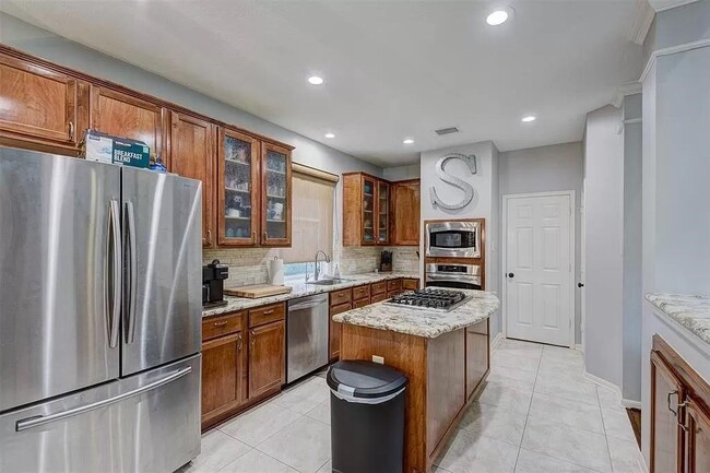 Building Photo - 1207 Campton Ct