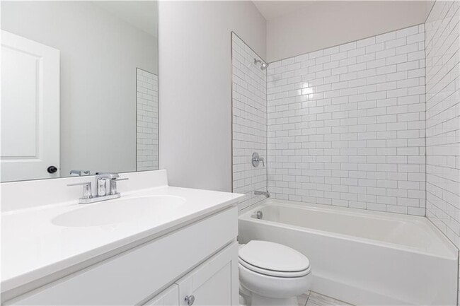 Building Photo - 517 Hardy Dr