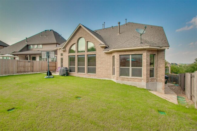Building Photo - 12221 Montclair Bend