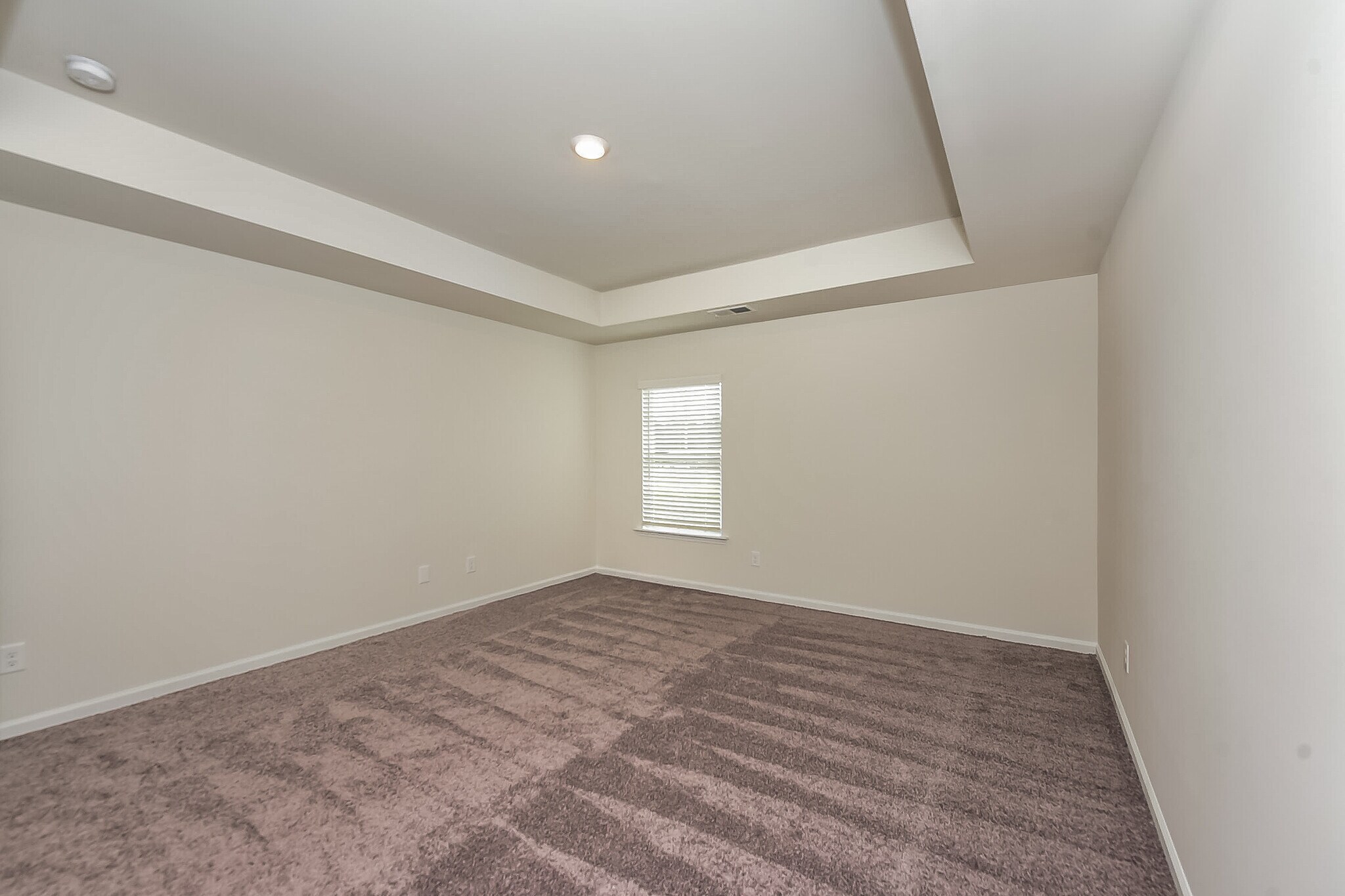 Building Photo - 153 King Buck Dr
