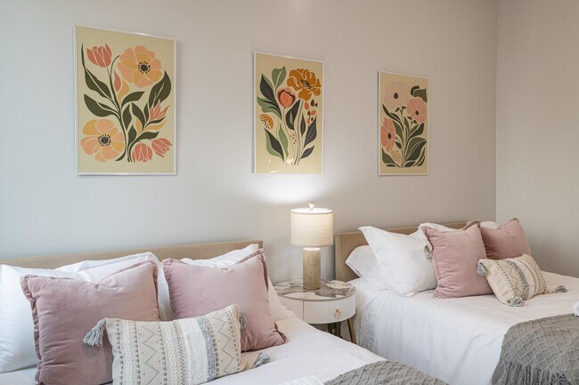 Building Photo - 260 Palisade Ave