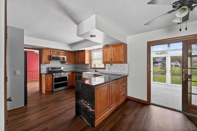 Building Photo - 7932 Harrow Ct