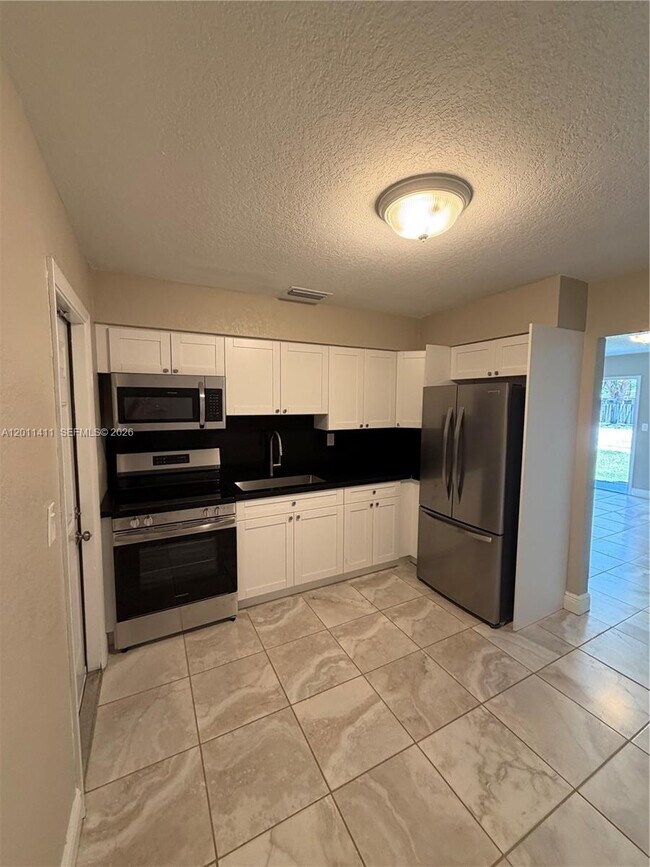 Building Photo - 9250 SW 168th St