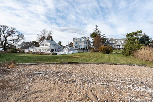 Building Photo - 624 Vineyard Point Rd