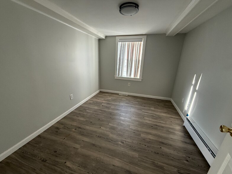 Building Photo - 5 Johnson Ave