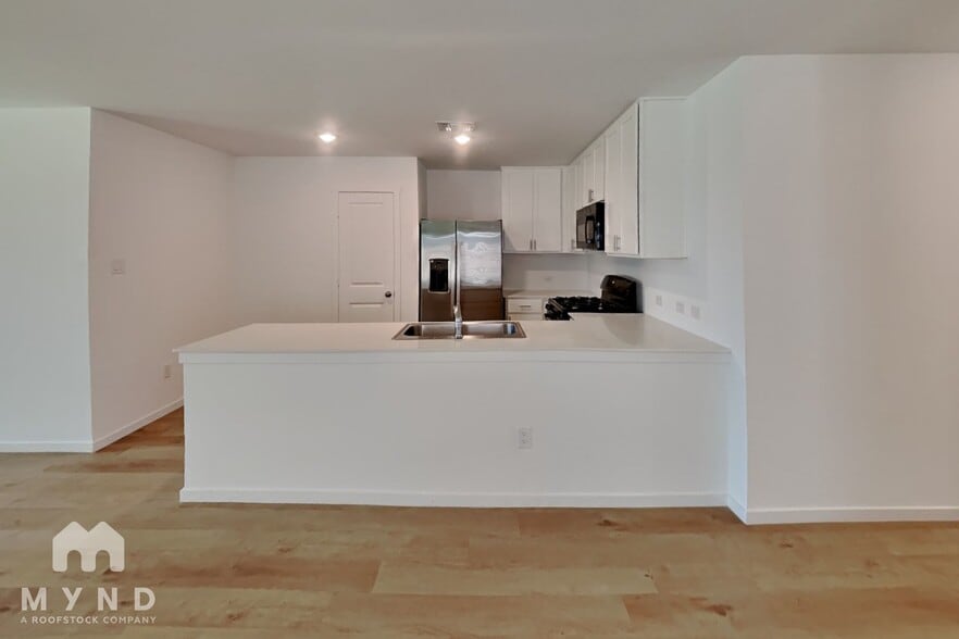 Building Photo - 9624 NW 123rd St
