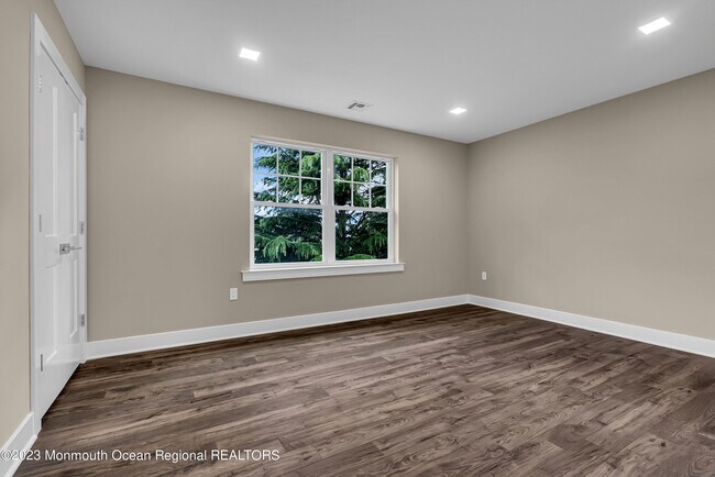 Building Photo - 474 Rickey Ln