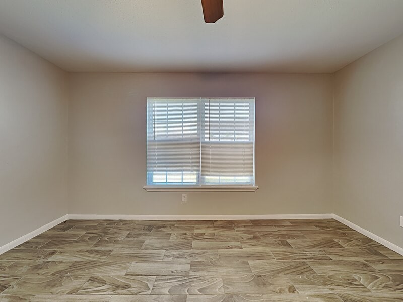 Building Photo - 18019 Kinsale Valley Ln