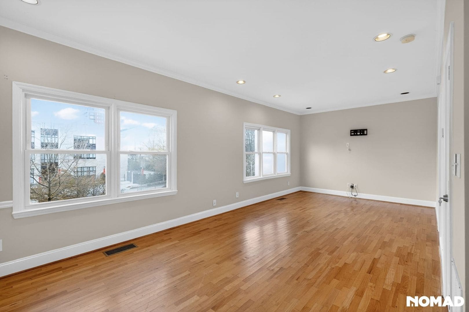 Building Photo - 75 E Wesley Rd NE