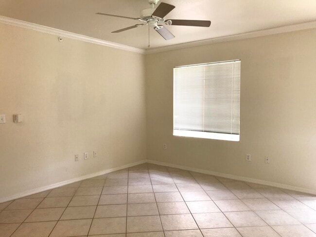 Building Photo - 6533 Emerald Dunes Dr