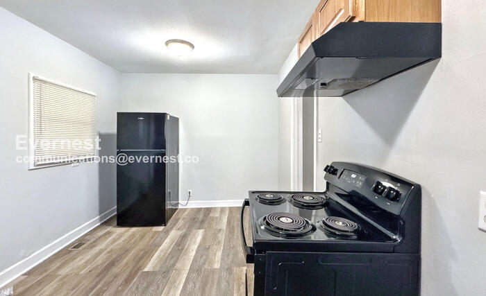 Building Photo - 1529 30th Street Ensley