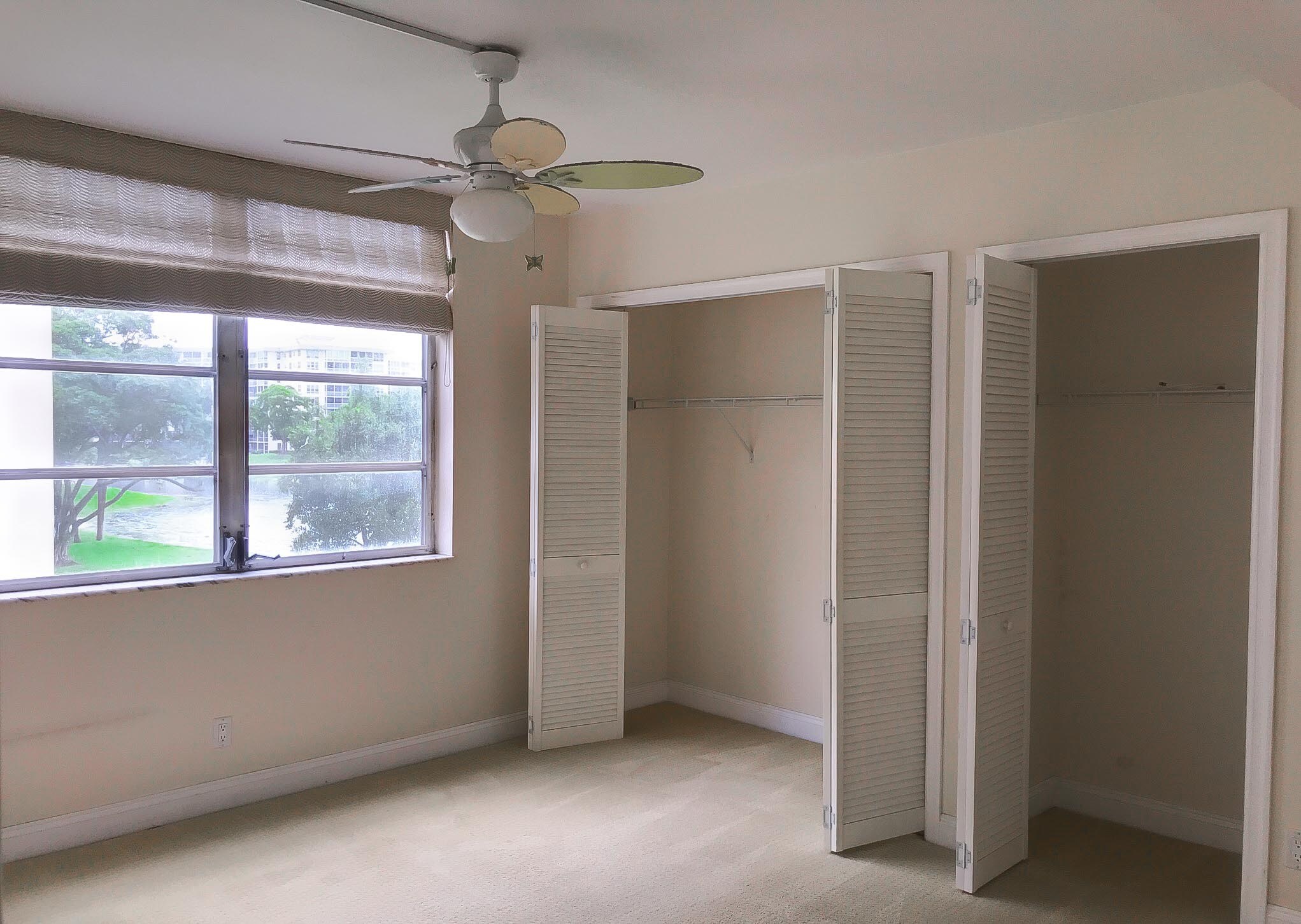 Building Photo - 3150 N Course Ln