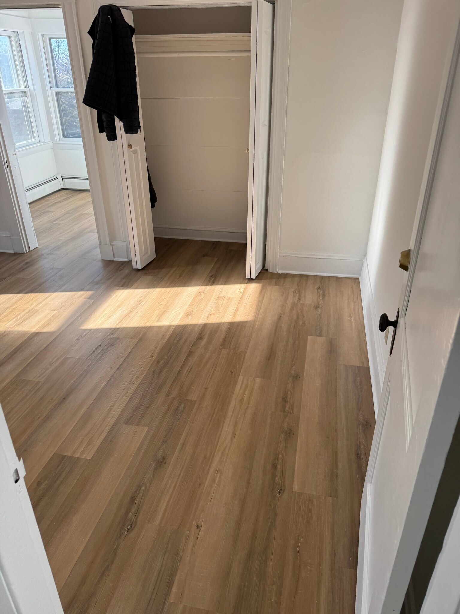 Building Photo - 141 Hillsdale Rd