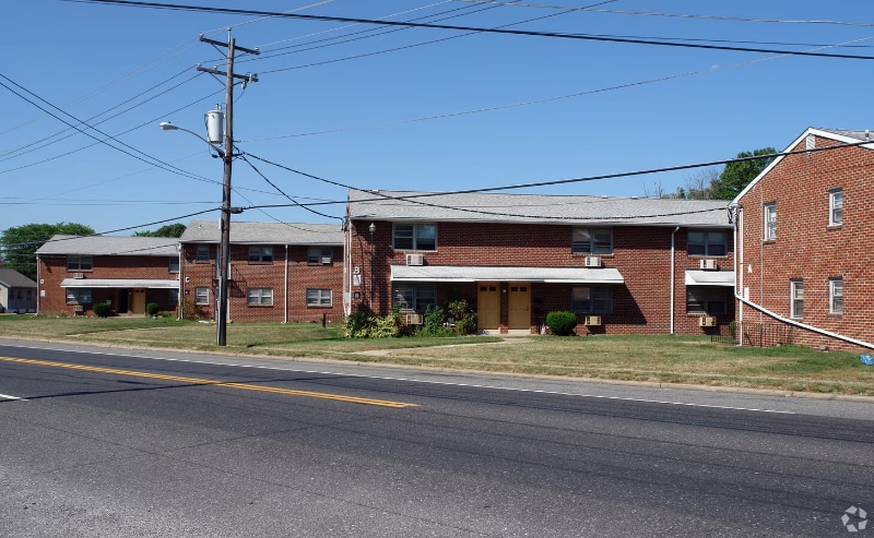 Building Photo - 1302 N Black Horse Pike