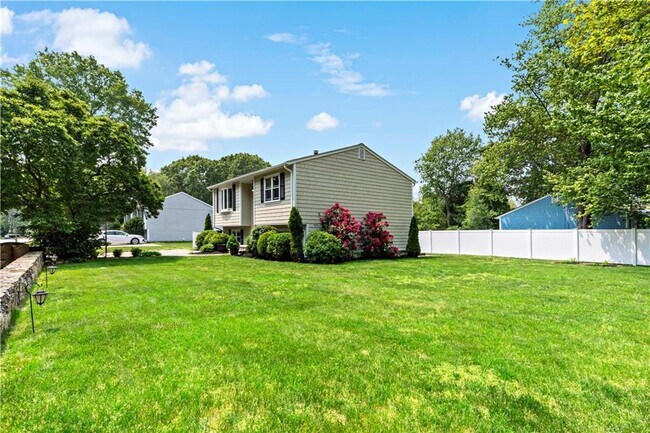 Building Photo - 66 Tupelo Trl