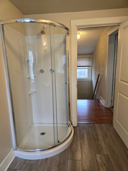 Building Photo - 6501 Deary St