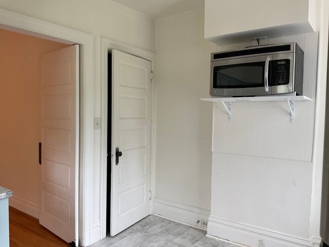 Building Photo - 229 Cocoa Ave