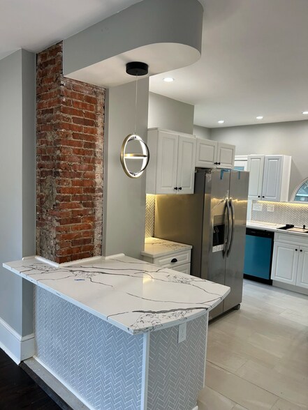 Kitchen Island - 72 Delaware Ave