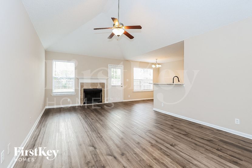 Building Photo - 3831 Man O War Blvd