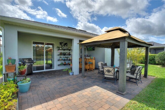 Building Photo - 17988 Passionflower Cir
