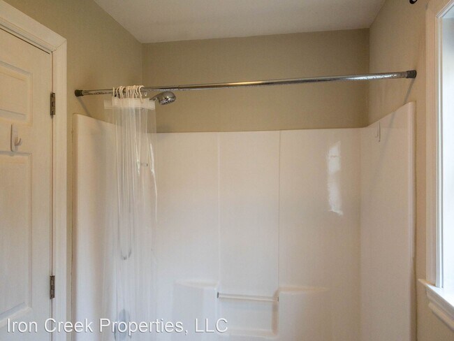 Building Photo - 3 br, 2.5 bath House - 15 Iris Hill Drive