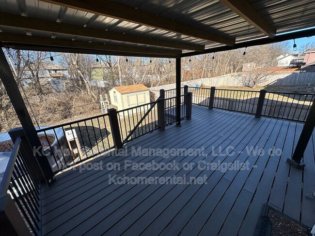 Building Photo - 224 S Huntsman Blvd