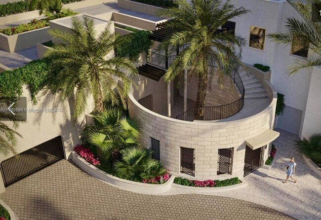 Building Photo - 300 South Pointe Dr