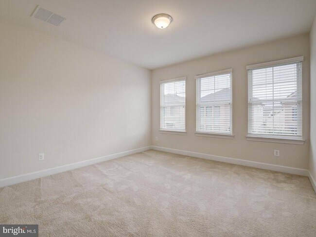 Building Photo - 20447 Codman Dr