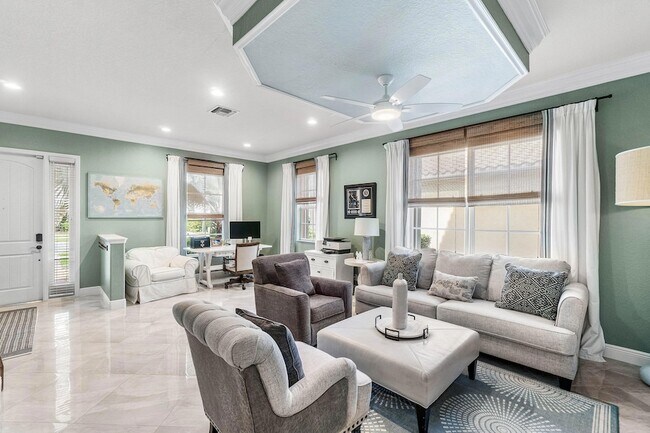 Building Photo - 10697 Willow Oak Ct
