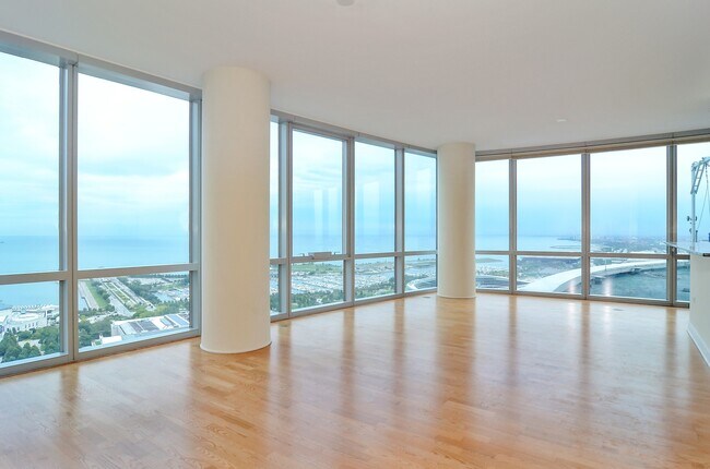 Building Photo - 1211 S Prairie Ave