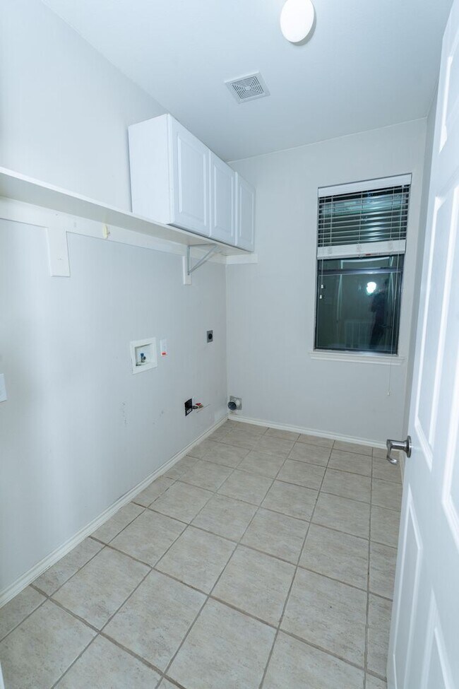 Building Photo - 2551 Brazos Dr
