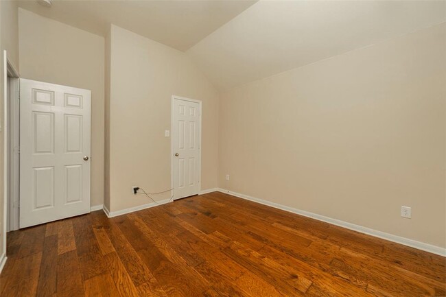 Building Photo - 24427 Ranchwood Springs Ln