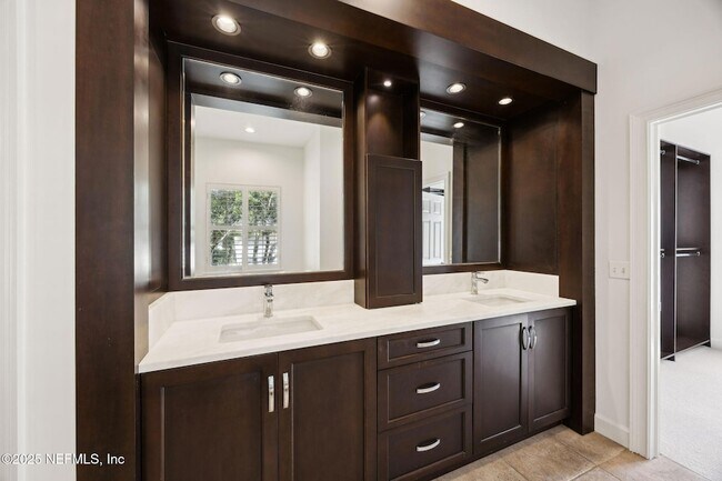 Building Photo - 112 Indian Hammock Ln