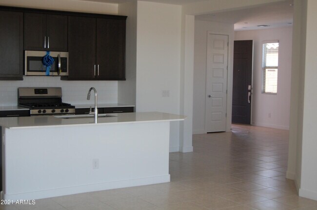 Building Photo - 12487 W Forest Pleasant Pl