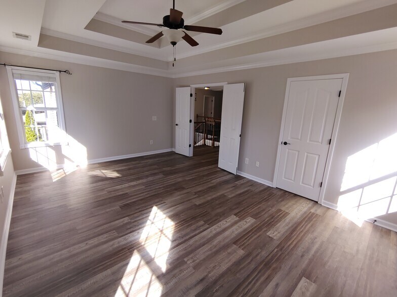 Building Photo - 110 Ruland Cir