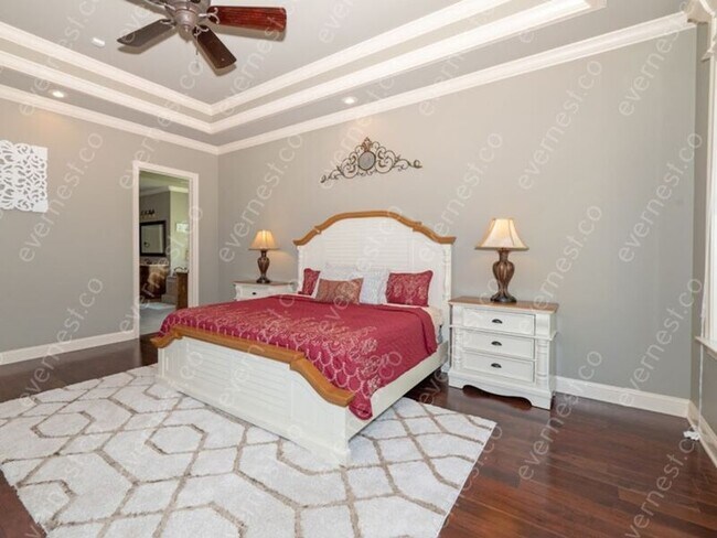 Building Photo - 6587 Westminster