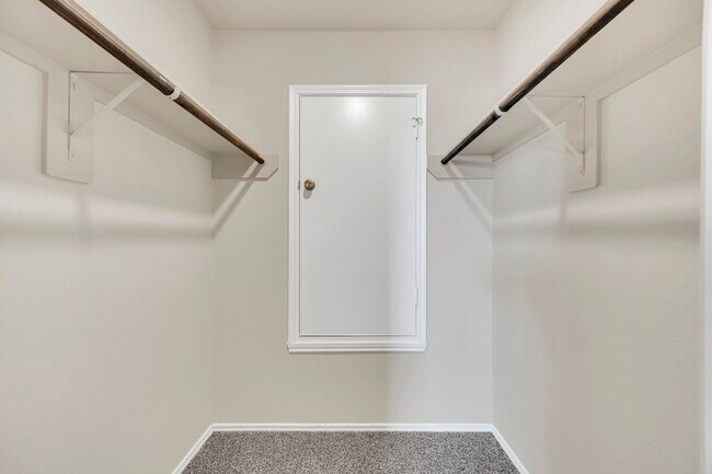Building Photo - 5227 Victoria Lndg Trl