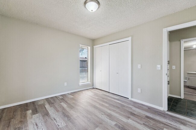 Building Photo - newly renovated 3 bed house in NW OKC