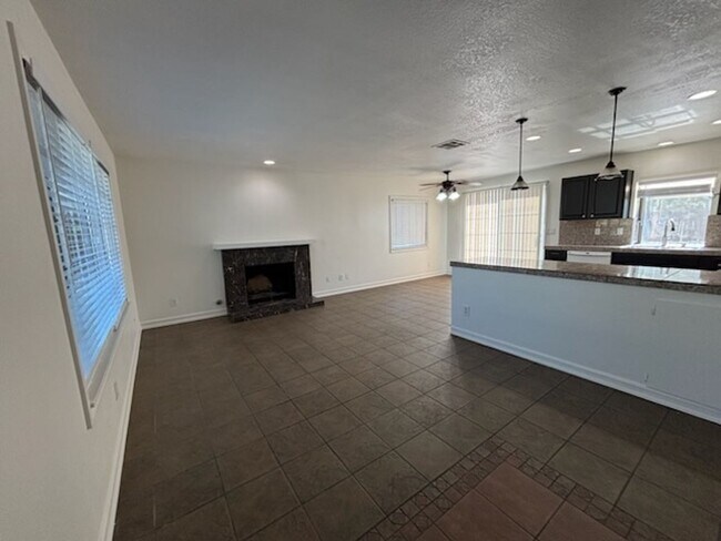 Building Photo - 12094 Coachman Ln