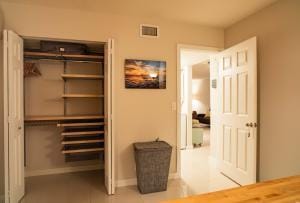 Building Photo - 2650 Greenwood Terrace