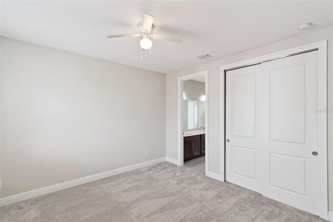 Building Photo - 8884 Bismarck Palm Dr