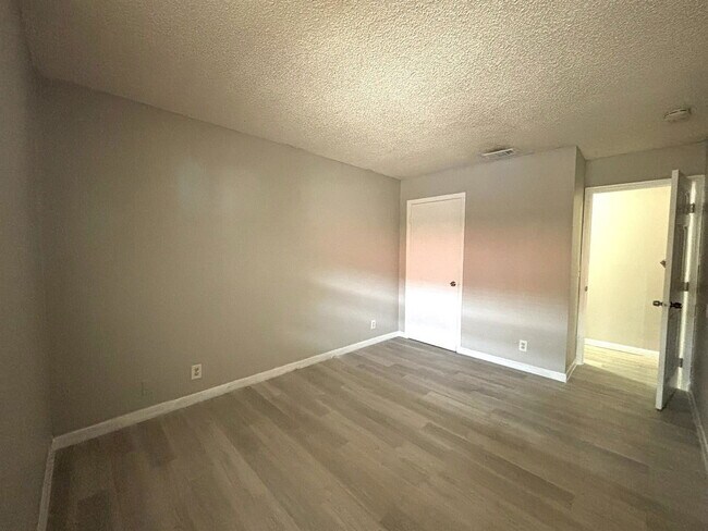 Building Photo - 7635 SW 10th St