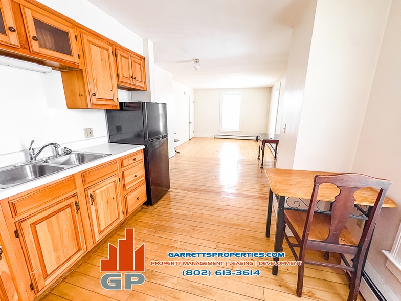 Building Photo - 24 Steeple Pl