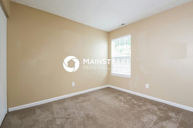 Building Photo - 3 Bedroom Pet-Friendly Home in Raleigh, NC with Main Street Renewal