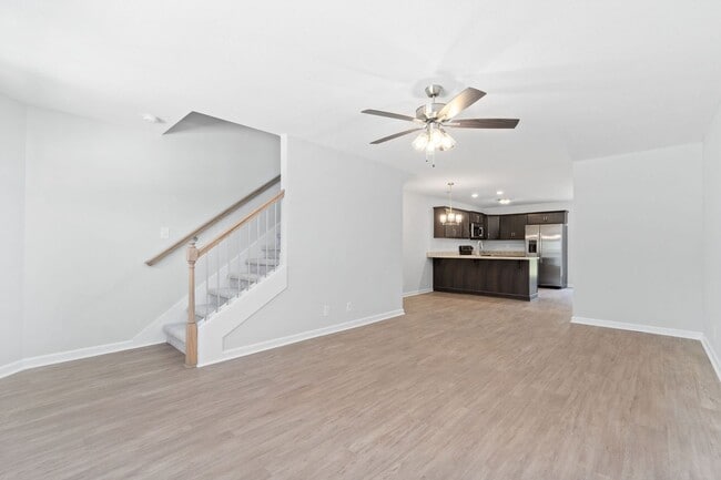 Building Photo - Nautilus Landing Luxury Townhouse