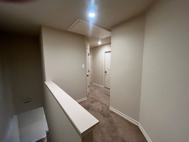 Building Photo - 6418 Luglio Ln