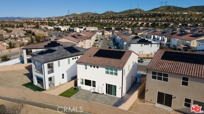 Building Photo - 19278 Blackthorn Dr