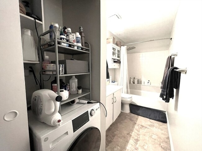 Building Photo - 36 Silver Hill Ln