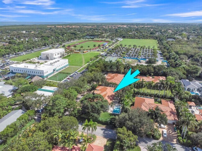 Building Photo - 17910 SW 80th Ave